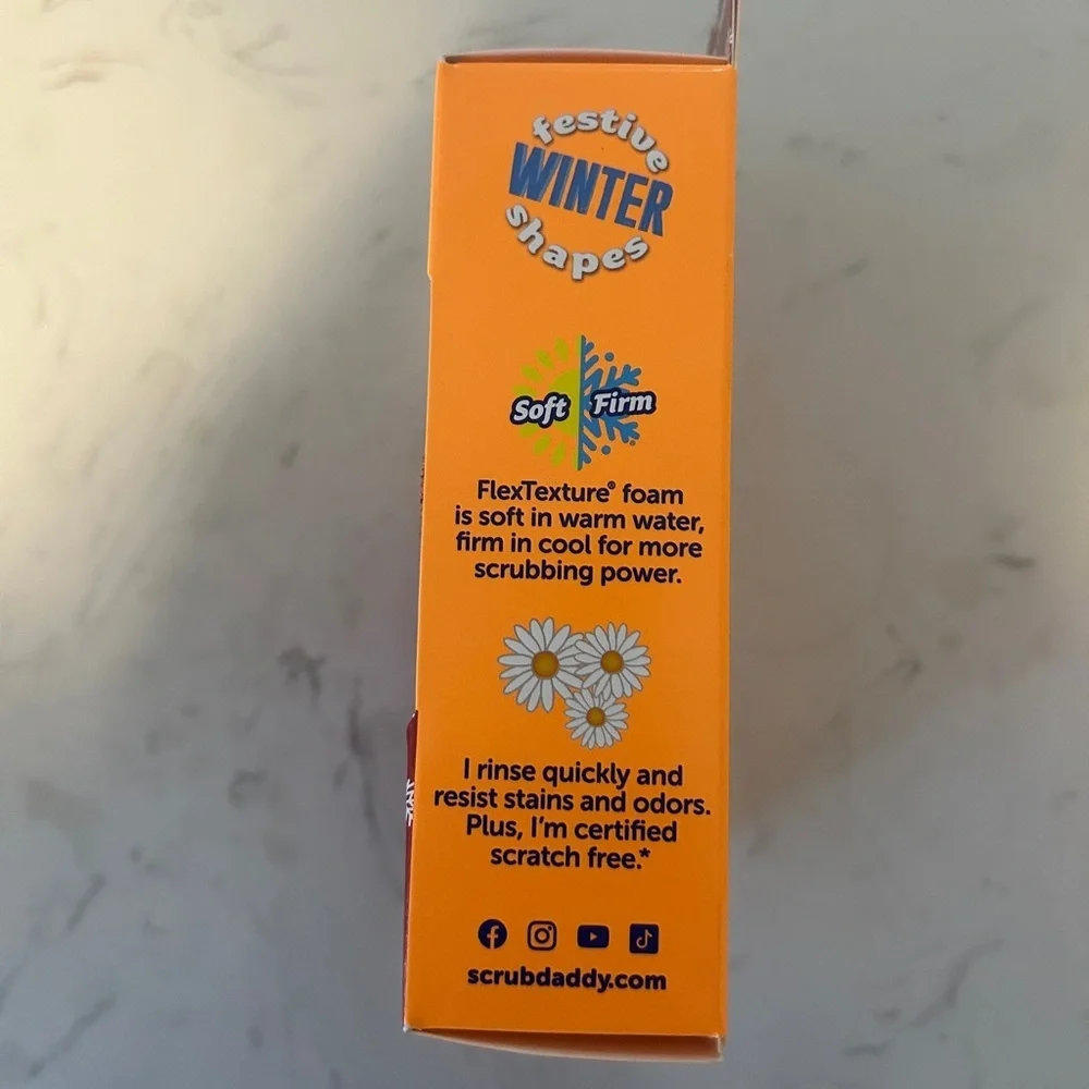 Scrub Daddy FlexTexture Scrubber, Limited Edition, Snowman- NWT